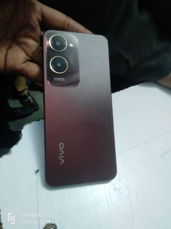 Vivo Y18 1