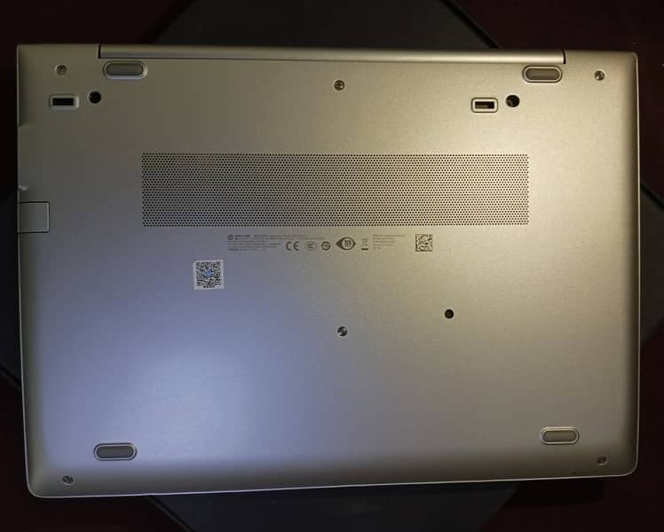 HP EliteBook 840 G5 Core i7 8th Generation (10/10 condition) Import 9