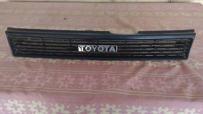 88 90 92 Corolla ae90 ae92  japanese used front grill 1