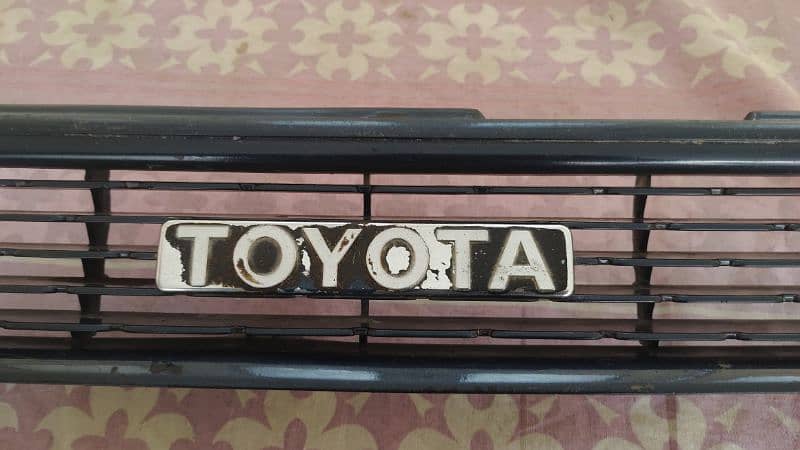 88 90 92 Corolla ae90 ae92  japanese used front grill 3