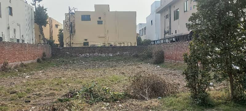 1 Kanal Residential Plot For Sale 0