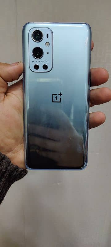 OnePlus 9 pro 12/256 gb single sim approved 90 fps gameing pubg 0