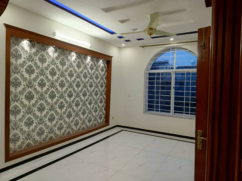 Welcome to Brand New House for sale In G-13/1 lslamabad Size: 35*70 (10 MARLA) 21