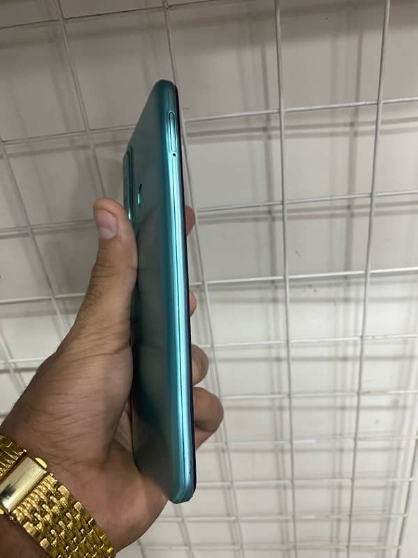 Tecno camon 17 6/128 with box 1