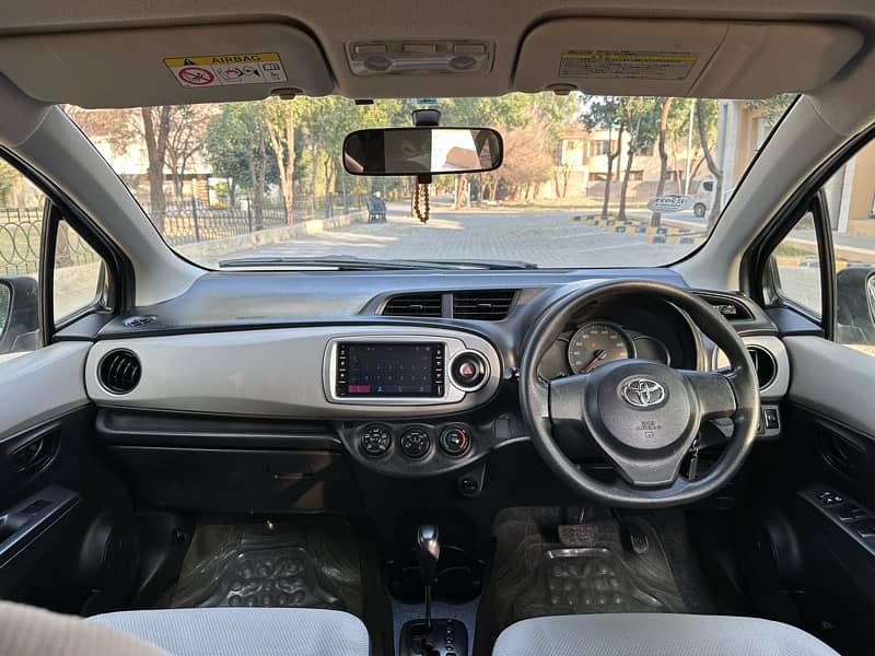 Toyota Vitz 2013 9