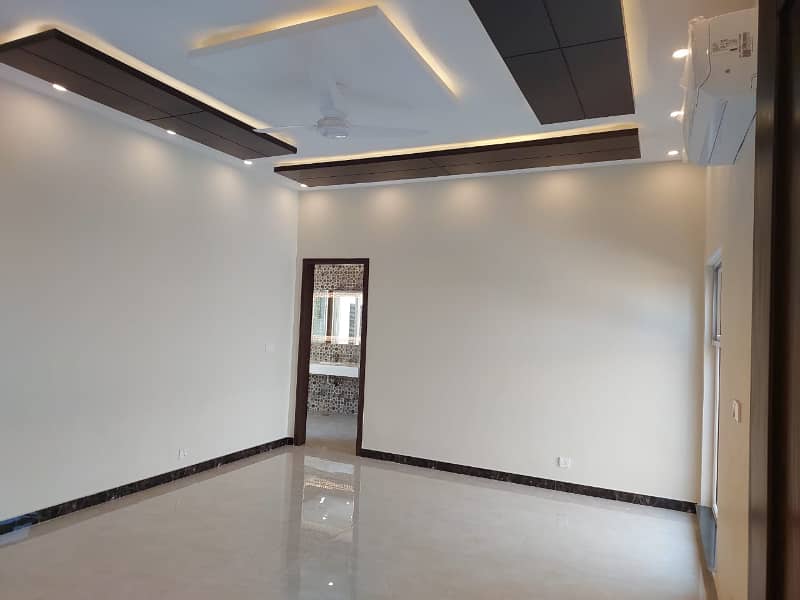 1 Kanal Brand New Modran Design House For Sale In DHA Phase 7. 29