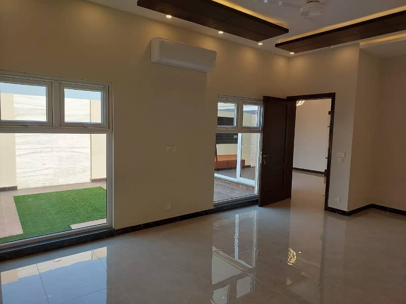 1 Kanal Brand New Modran Design House For Sale In DHA Phase 7. 32