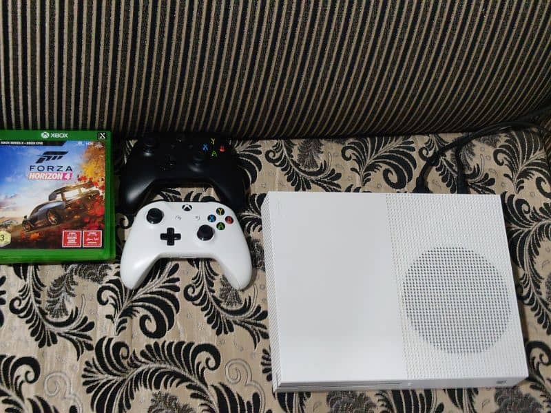 Xbox One S 0