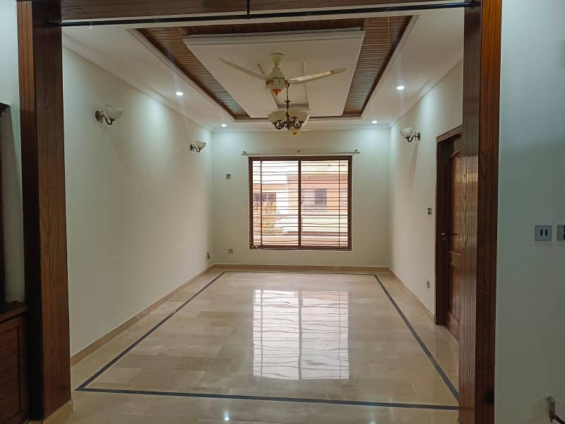 (30x60) 7 Marla House For Sale G-13/2 Islamabad 10