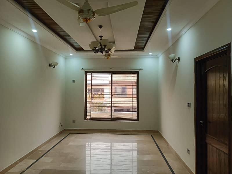 (30x60) 7 Marla House For Sale G-13/2 Islamabad 11