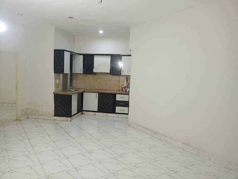 Gohar green city 3 bed appartment available 0