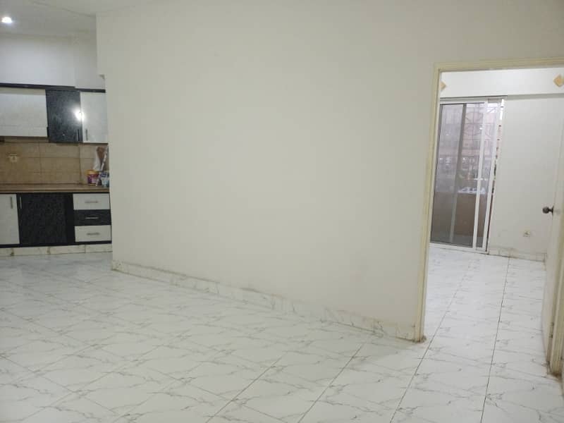 Gohar green city 3 bed appartment available 4