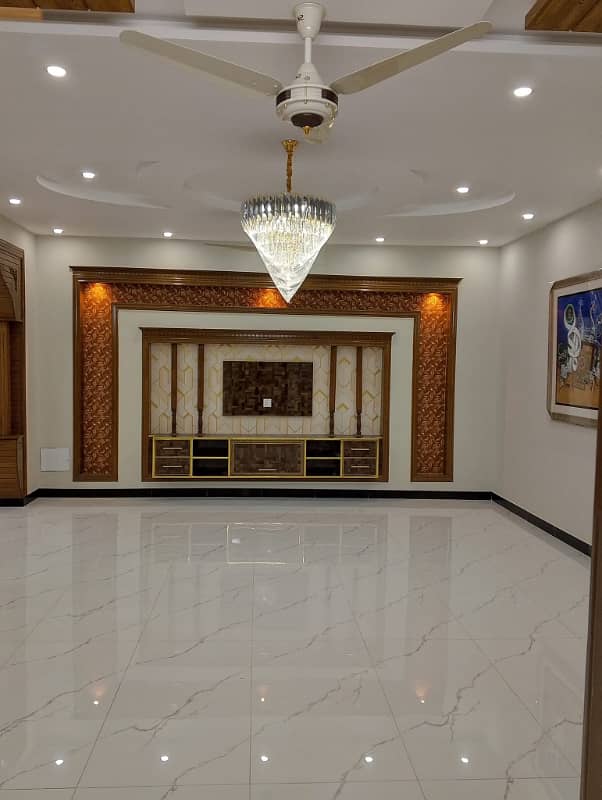 Welcome to Brand New House for sale In G-13 lslamabad Size: 35*70 (10 MARLA) 39