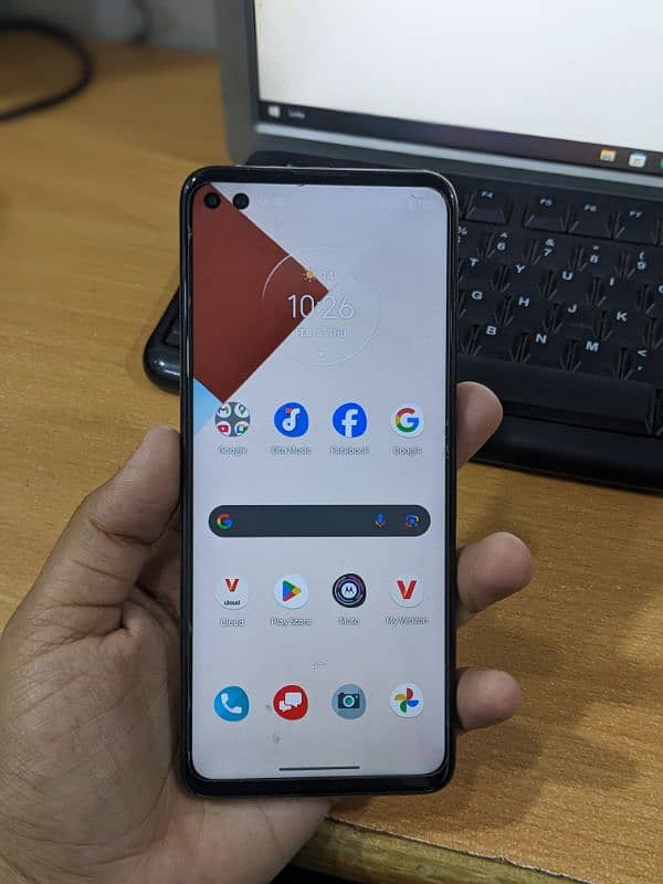 Motorola One 5G 1