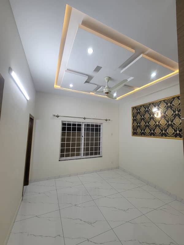 12 Marla ground Floor very beautiful House for rent available in soan garden Islamabad 7