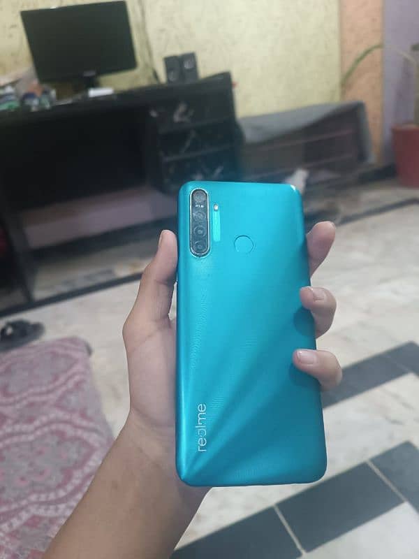 realme 5i 1