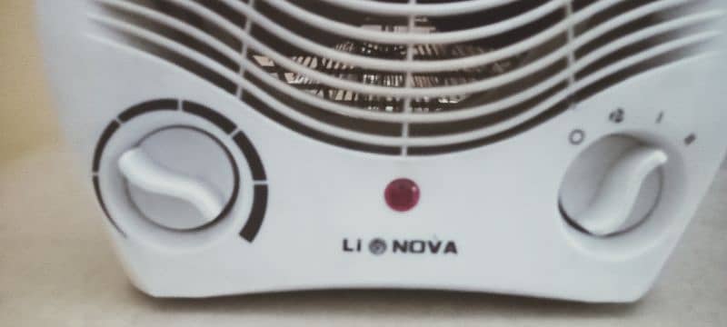 We are selling good condition of Lionnova fan heater 4