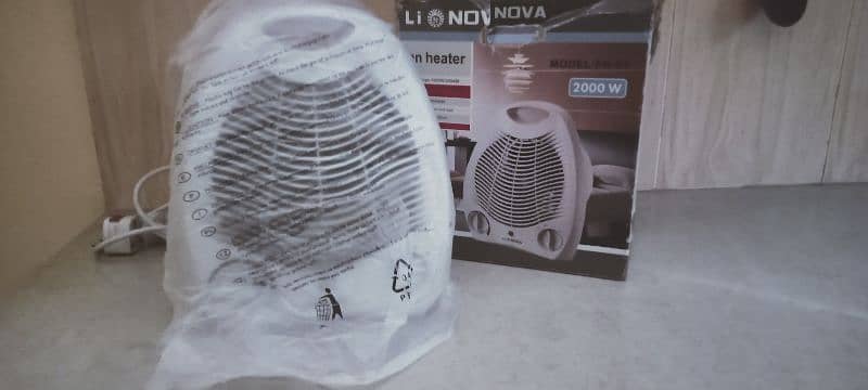 We are selling good condition of Lionnova fan heater 5