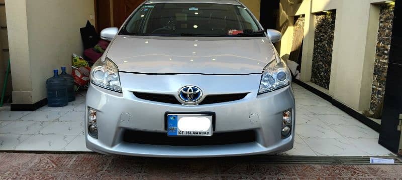 Toyota Prius 2011 3