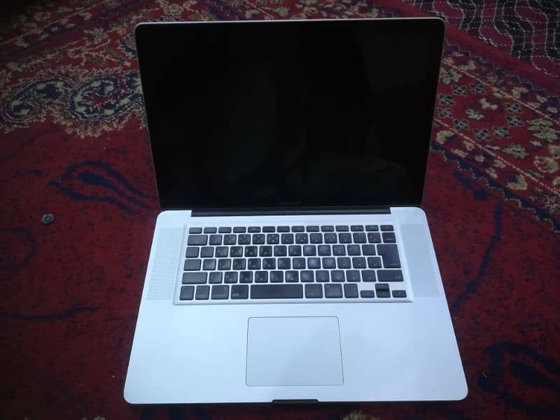 MacBook pro 2011 late for sale 4