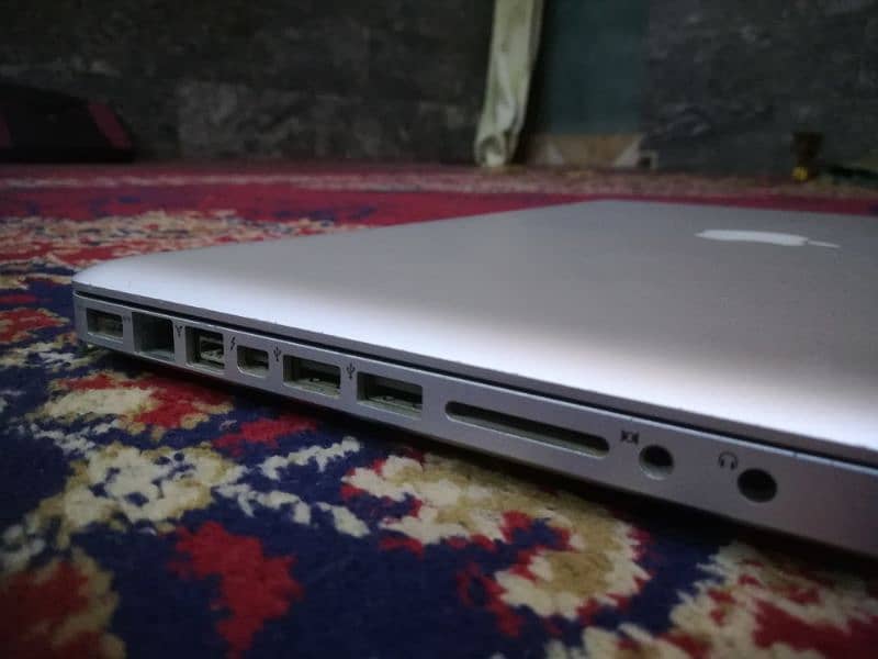 MacBook pro 2011 late for sale 7