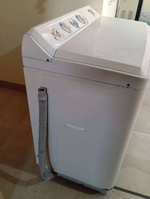 Haier 12KG Twin Tub Washing Machine 1