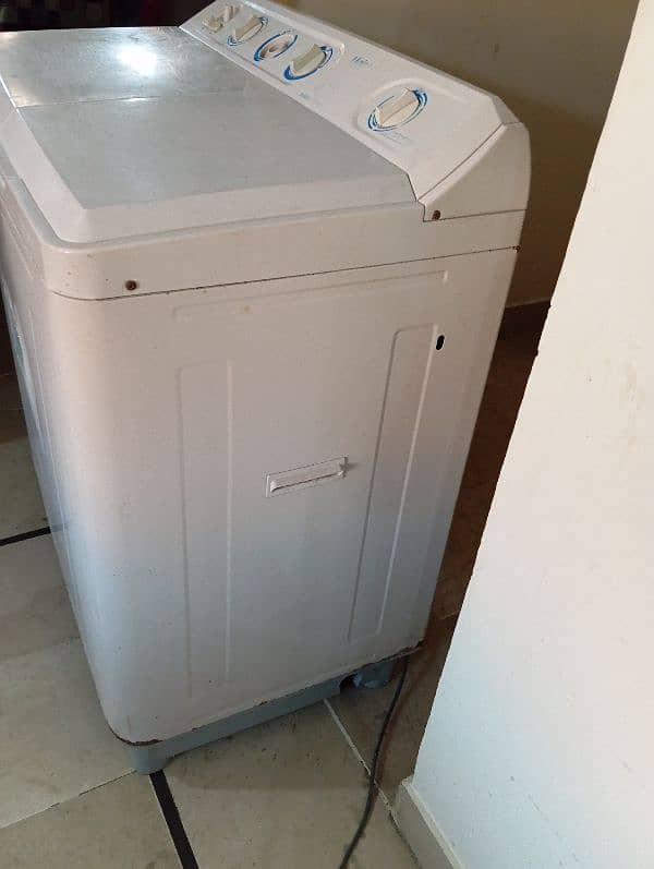 Haier 12KG Twin Tub Washing Machine 2