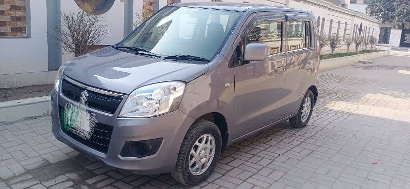 Suzuki Wagon R 2018 1