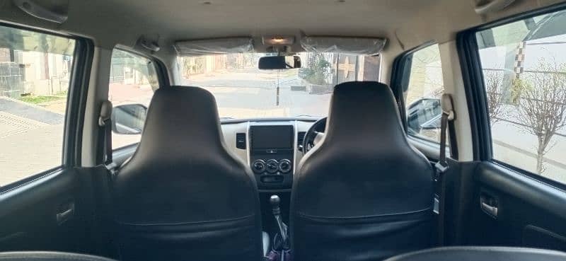 Suzuki Wagon R 2018 9