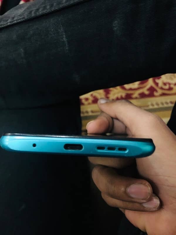 xiaomi redmi 9T 4 gb ram 64 gb Rom 2