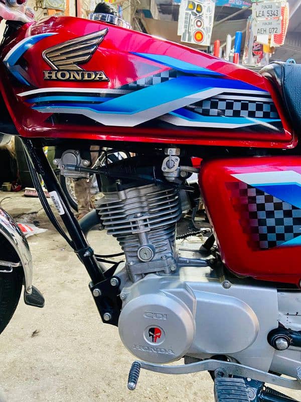 Honda 125 2024 3