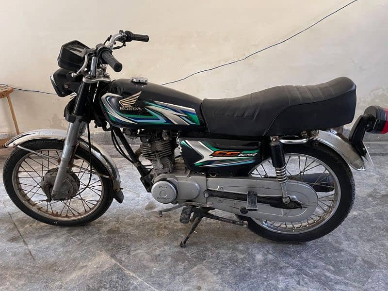 Honda cg 125 2017 model 0