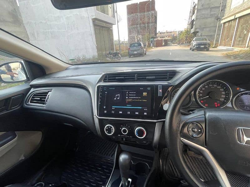 Honda City CVT 1.2 Auto 10