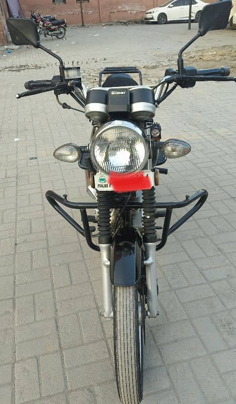 Suzuki gs150se location general hospital Lahore 0