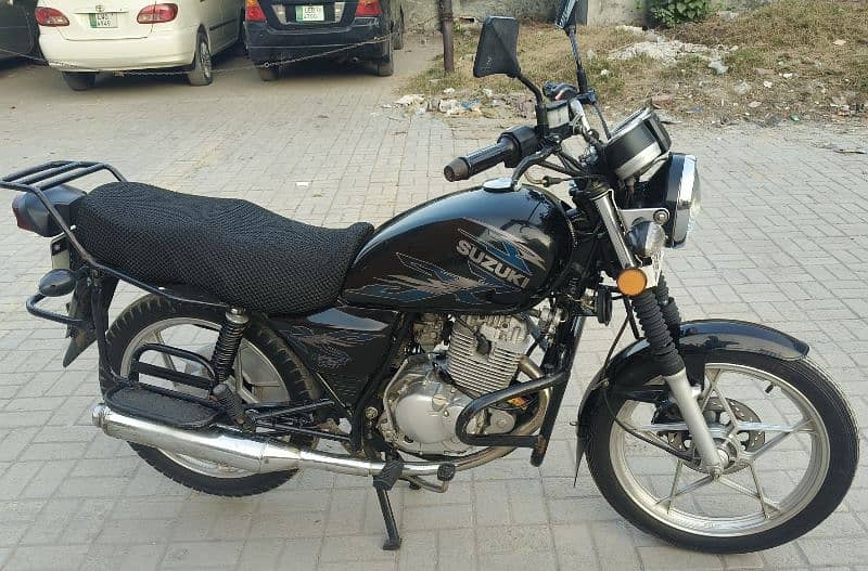 Suzuki gs150se location general hospital Lahore 1