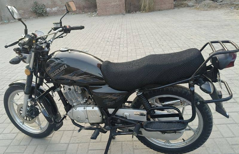 Suzuki gs150se location general hospital Lahore 3