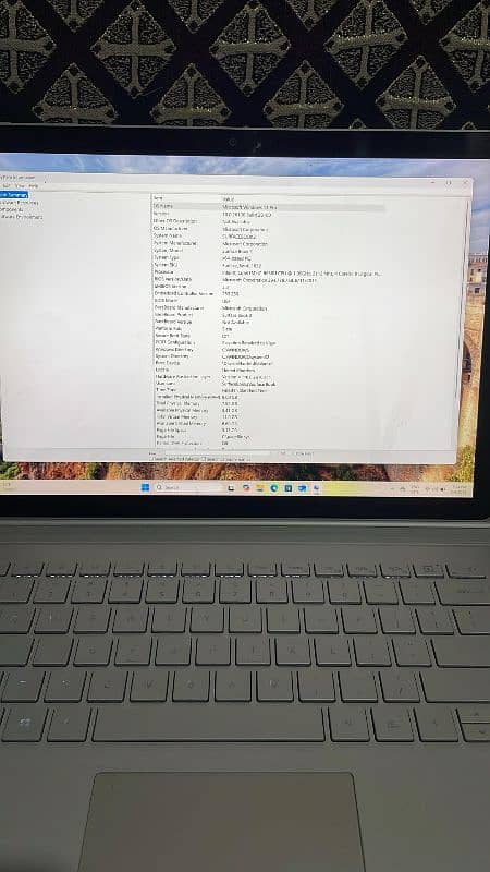 Surface Book 2 IntelCore i7 8th Gen  2GB Gtx 1060 8GB RAM 256GB  SSD 6