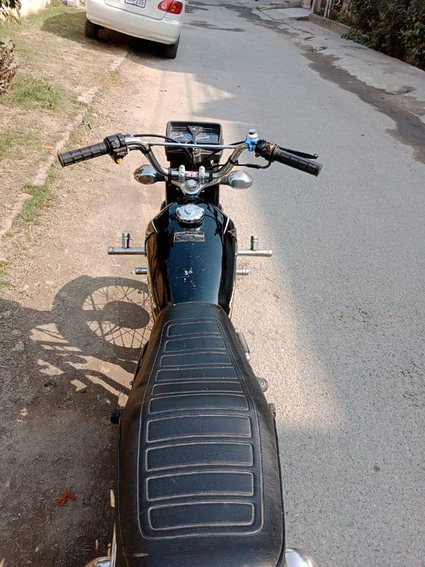 Honda 125cc 9