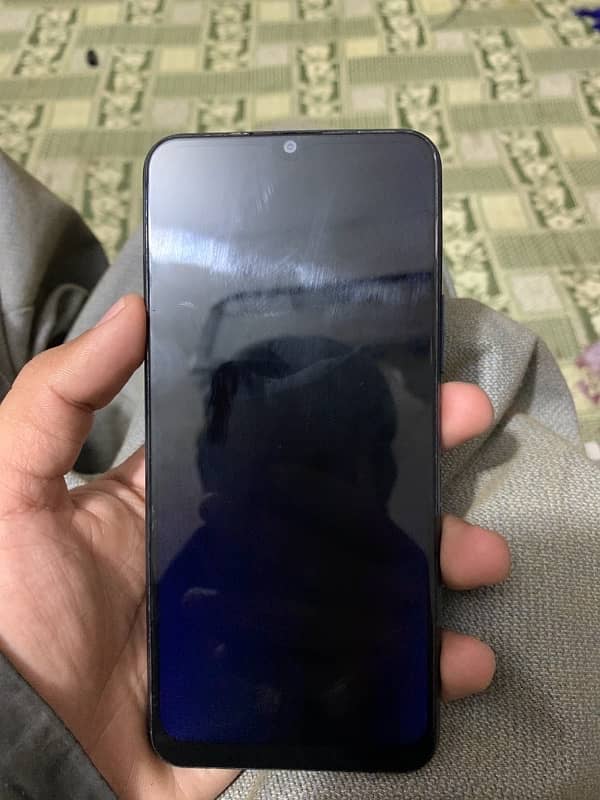 vivo y20s 4/128 4