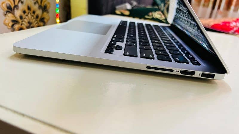 MacBook Pro 2015 (13.3" inch, Early 2015) 6