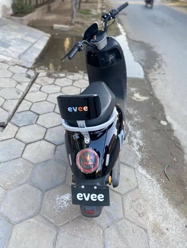 Scooty for Sale | Evee Nisa | Electric Scooter | 3