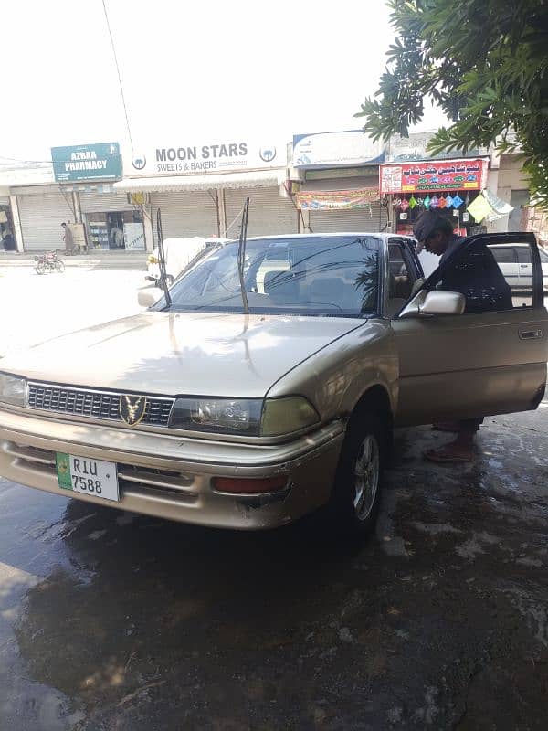 Toyota Corolla 1988 6