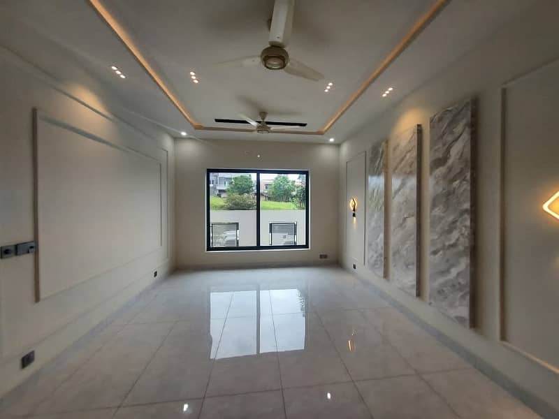 1 Kanal Luxury House For Sale In Dha Phase 1 On Prime Location 2