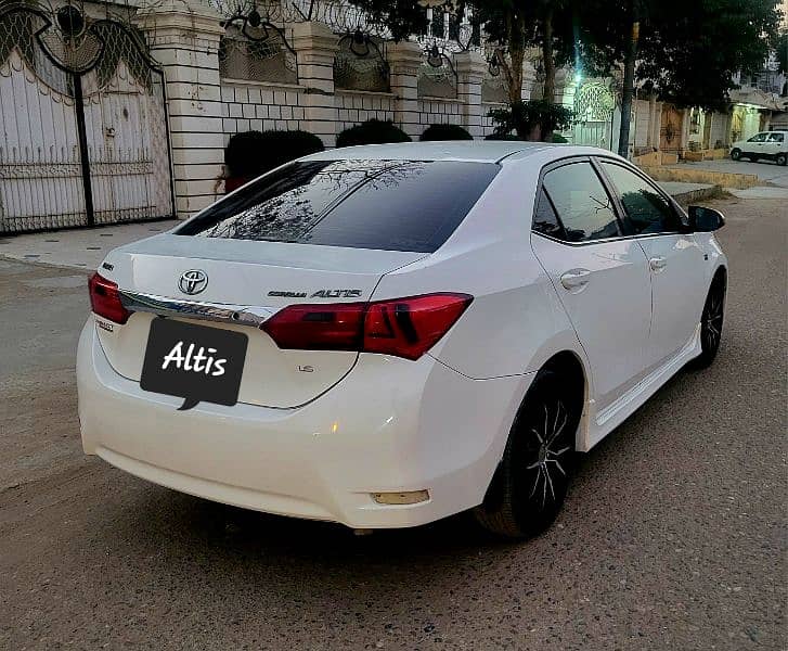 Toyota Corolla Altis Model 2016 2