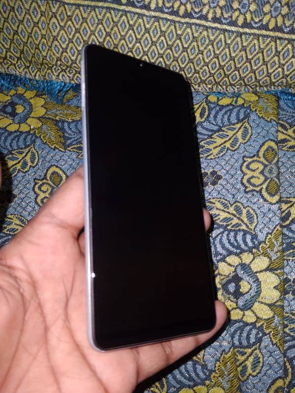 Samsung A31 with box charger All ok 10/9 exchange posible 7