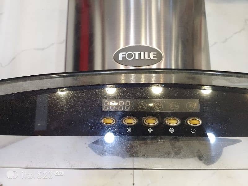 Fotile button chimney Range hood 1