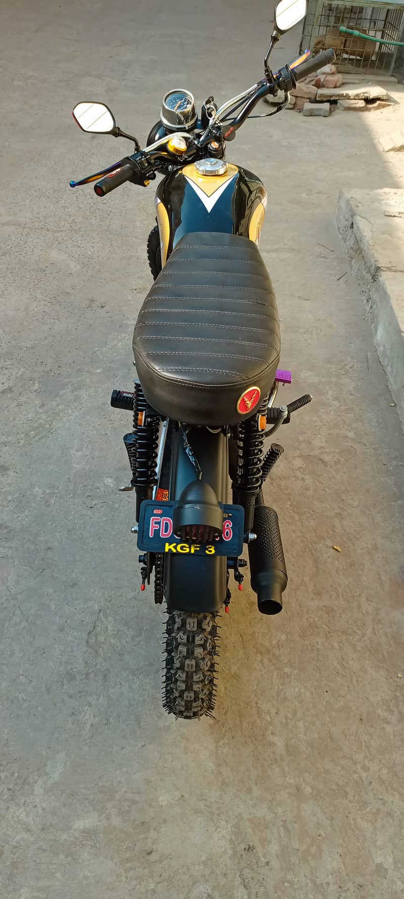 Cafe Racer (70cc) fully Furnished 2