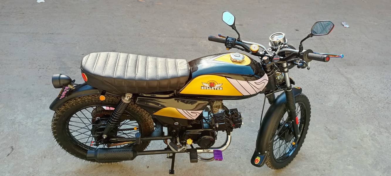 Cafe Racer (70cc) fully Furnished 5