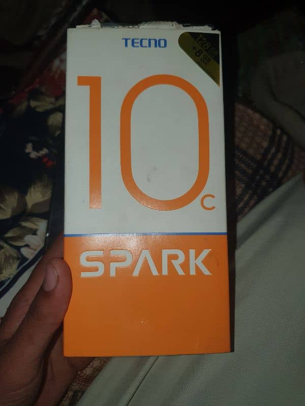 Tecno spark 10c  10/10  candshan 4+4 8 128 3