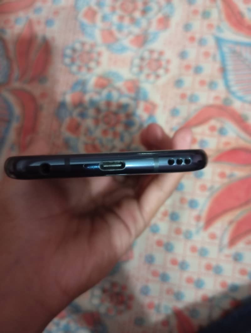 LG G8X ThinQ 6/64 (Panel Broken) 2